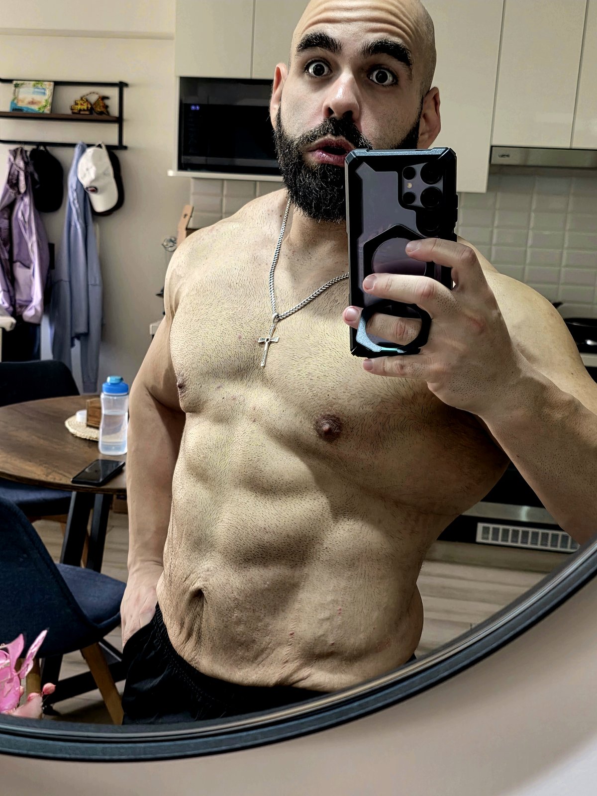 Renzo at 194lbs — lean and muscular