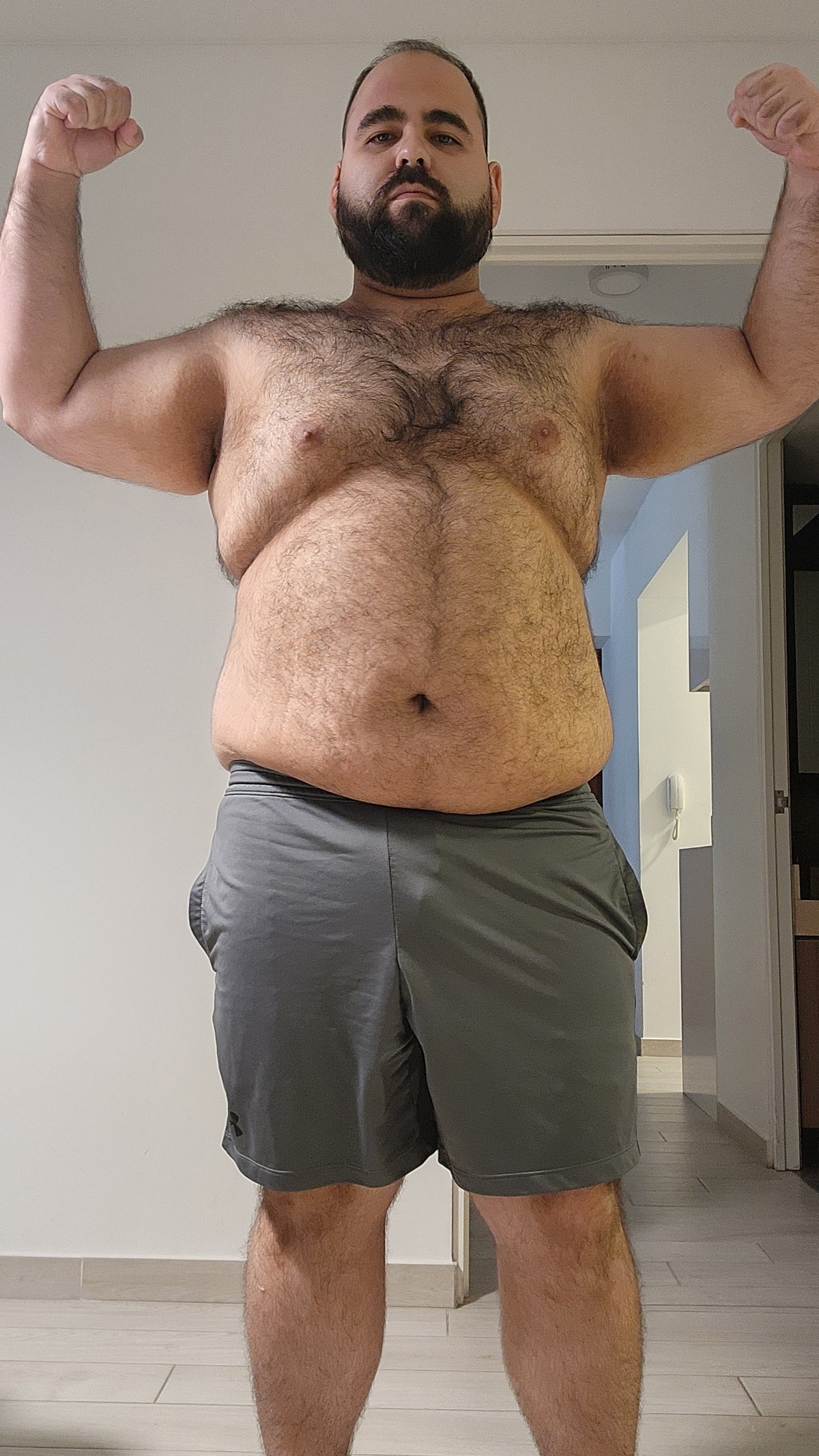 Renzo double bicep flex — May 2024